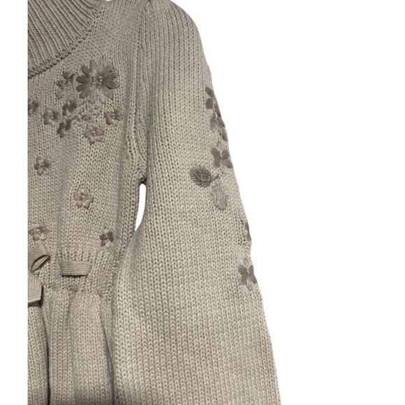 Cupcakes & Cashmere Kids Girls Sweater Dress Beige XS 4 Embroidered Floral Knit - Picture 4 of 7